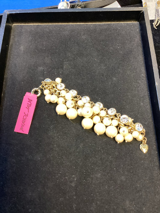 Betsey Johnson White Necklace